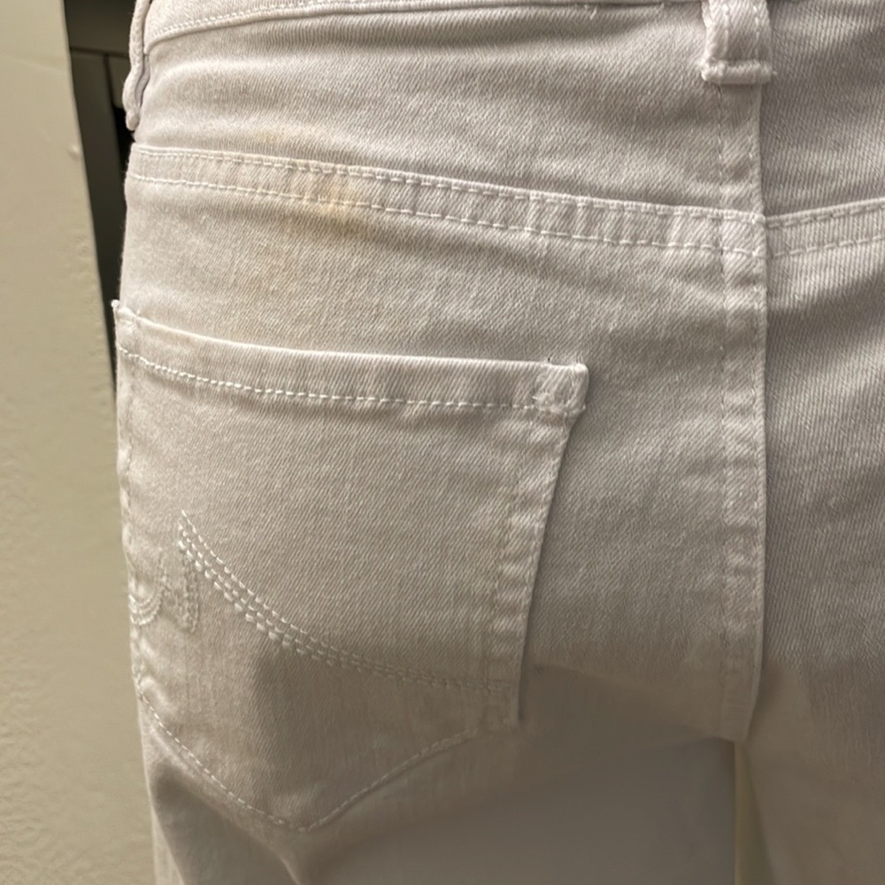 White Capris - Picture 8 of 16